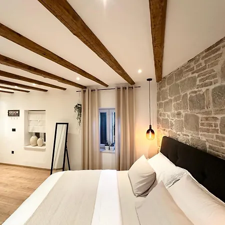 Dani Apartment *